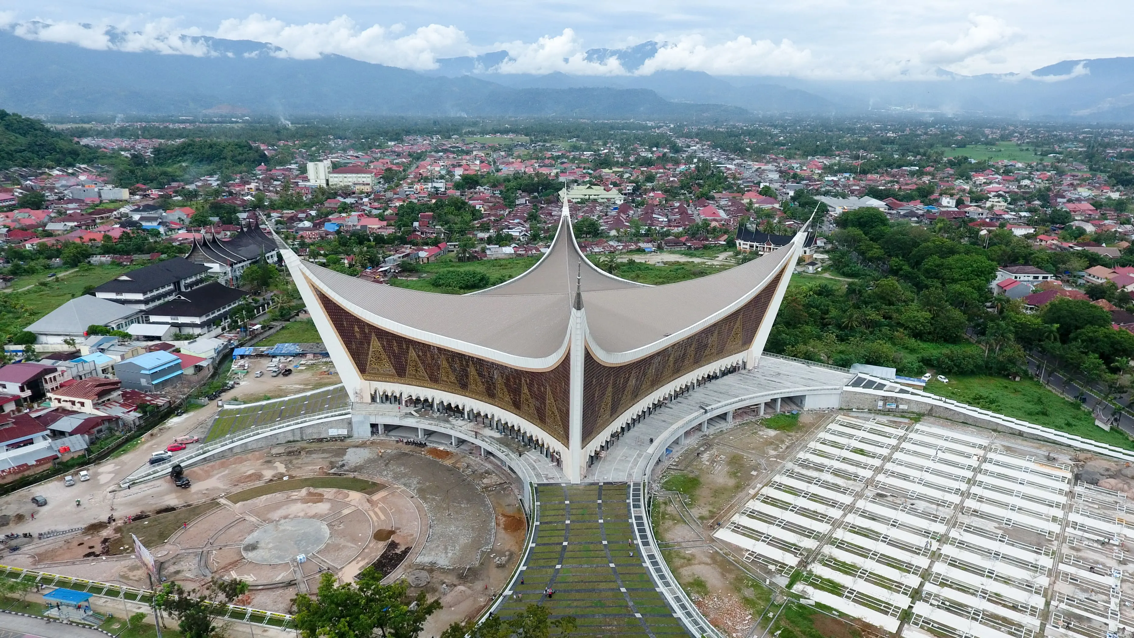 Masjid Raya Sumbar (Sumatera Barat)